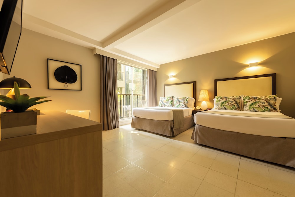 ROOM, TWIN BEDS