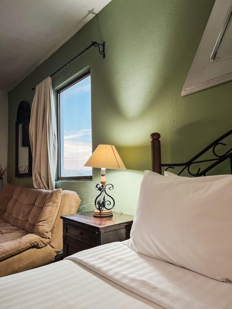 Los Agaves Hotel 9/52