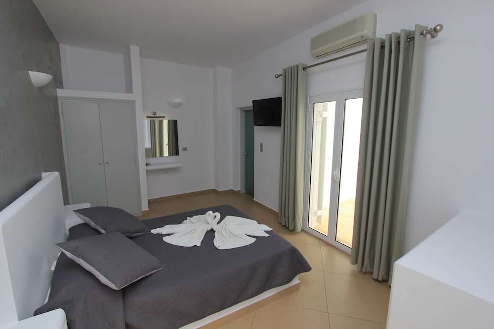 Gianna Suites 9/43