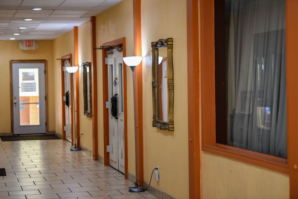 Homeplace Inn 38/51