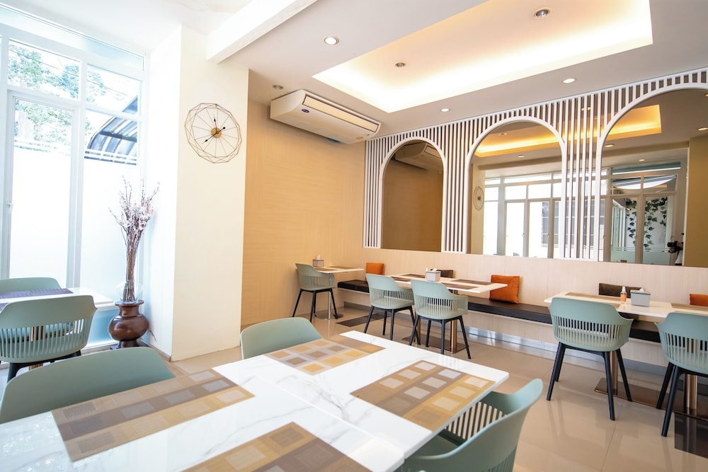 Phavina Hotel & Grand Boutique Rayong 55/72