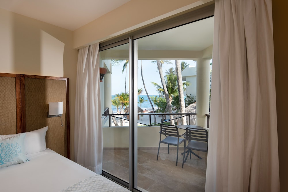 Impressive Punta Cana 14/48