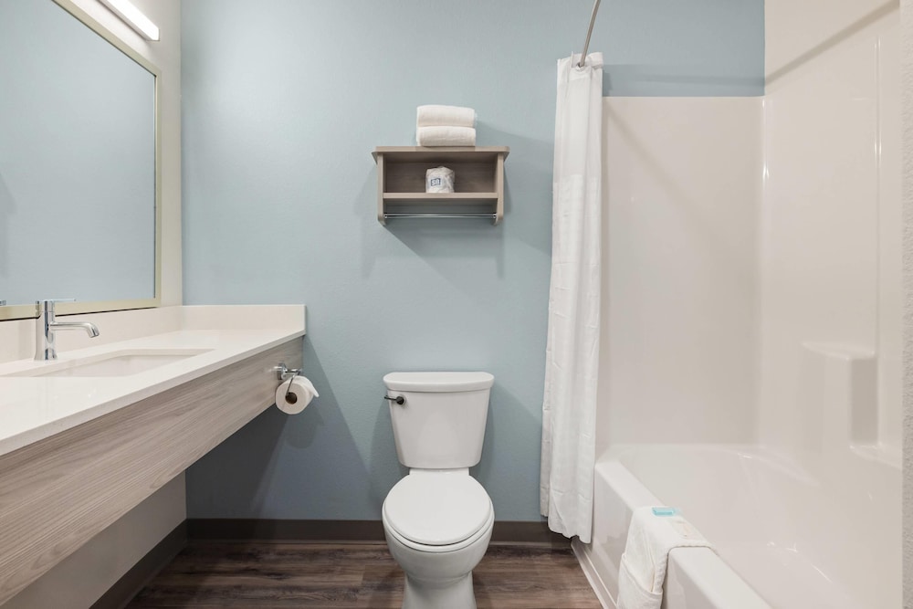 WoodSpring Suites Ceres - Modesto 56/62