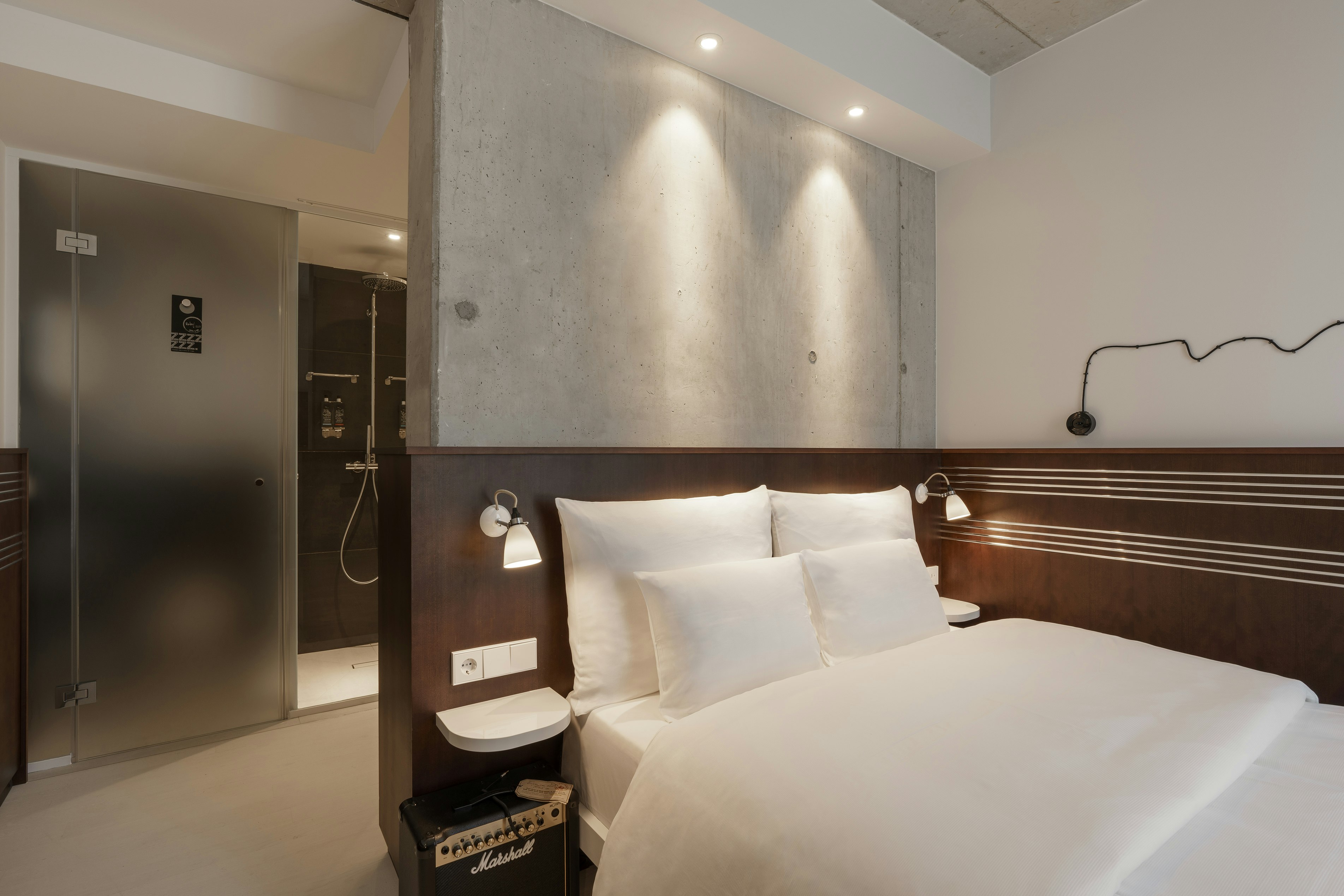 Ruby Ella Hotel Cologne 17/50