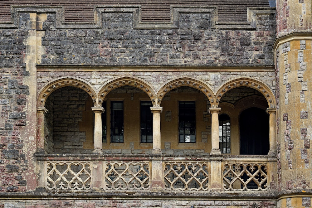 Rhinefield House Hotel 2/71