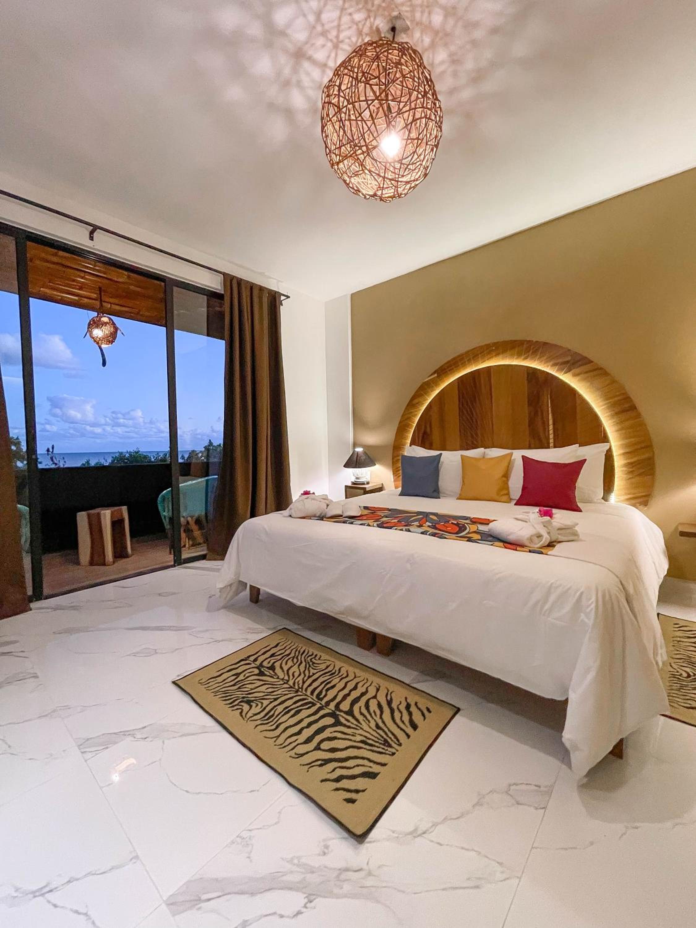 غرفة ديلوكس بسرير مزدوج بإطلالة على البحر، Akuazul Resorts Adults Only 6/10
