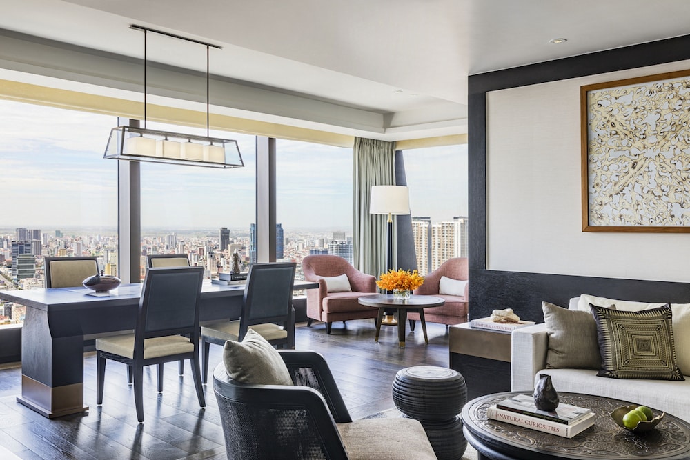 Rosewood Phnom Penh 36/76