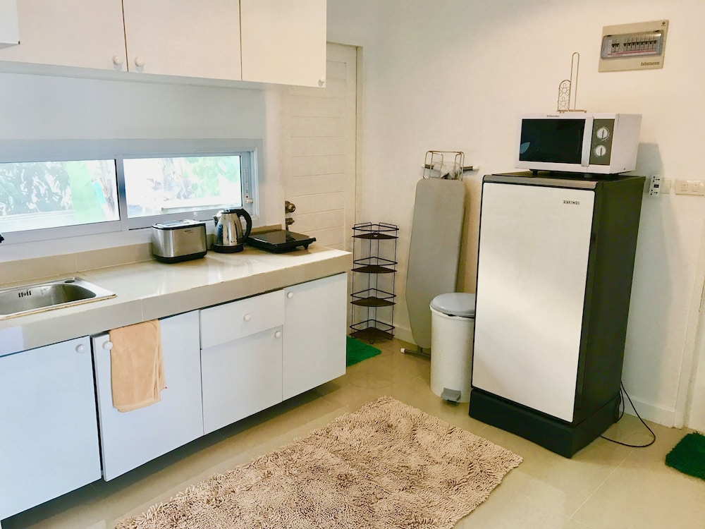 2 Bed Villa 15 Min Walk To Beach 13/36