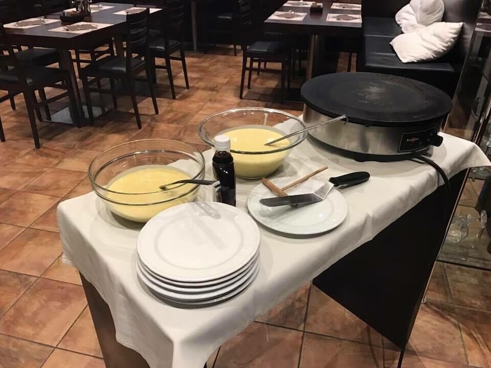 restaurant-cafeteria