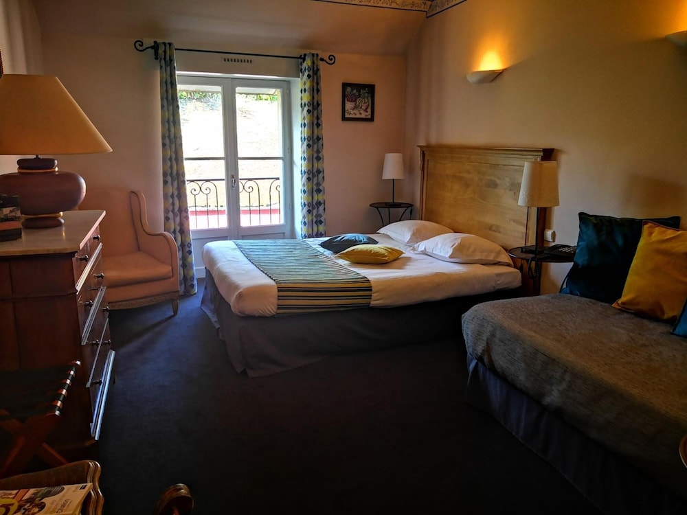 Hotellerie Du Val D'or 4/45