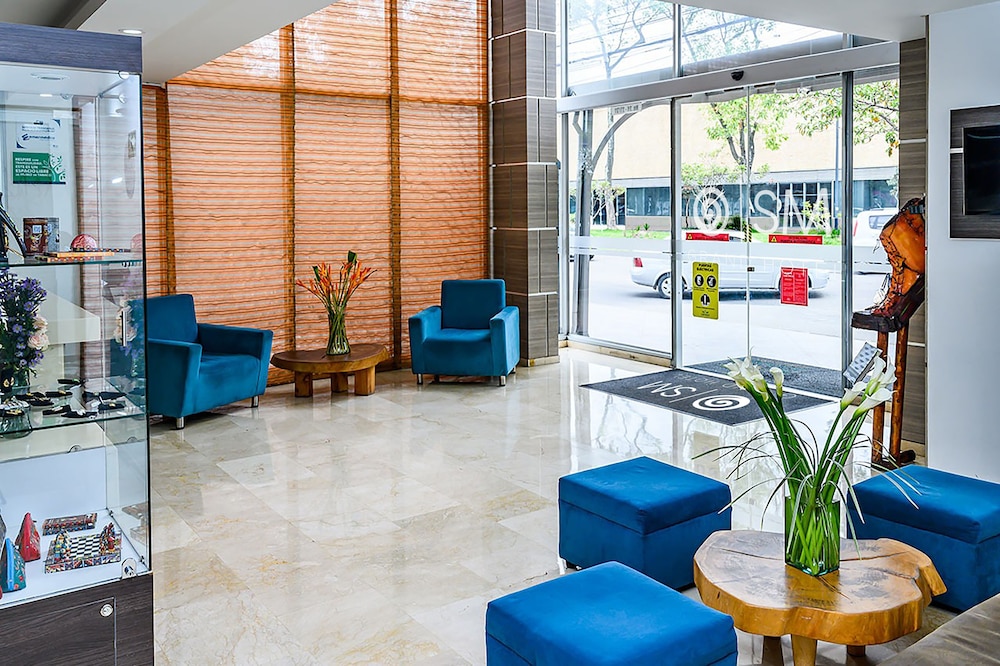 Hotel Grand Plaza Corferias 22/24