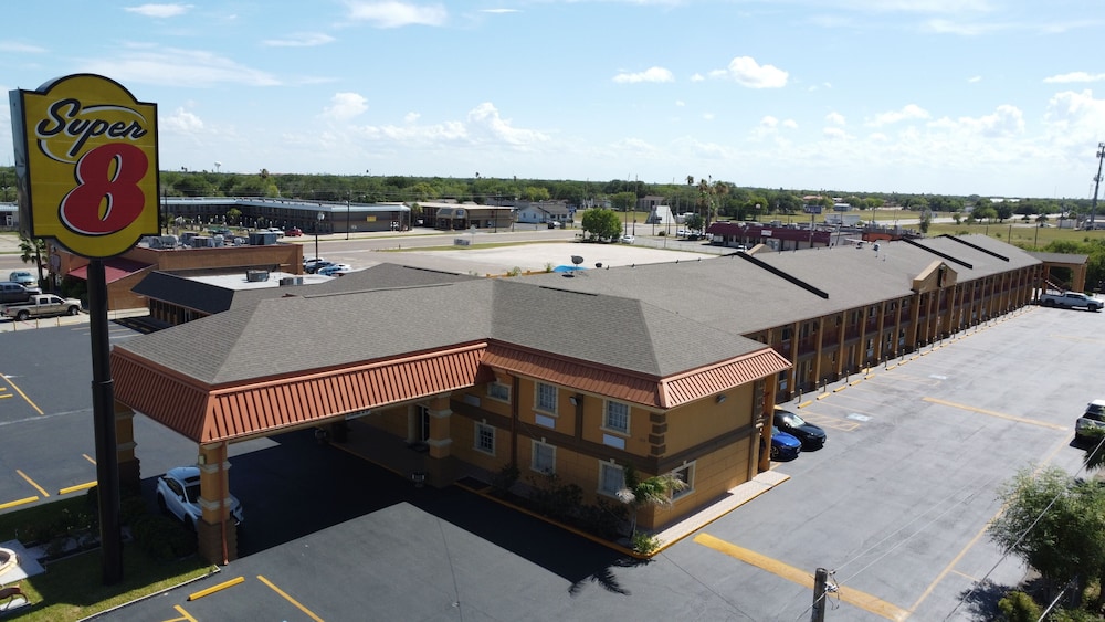 Super 8 By Wyndham Kingsville 1/47