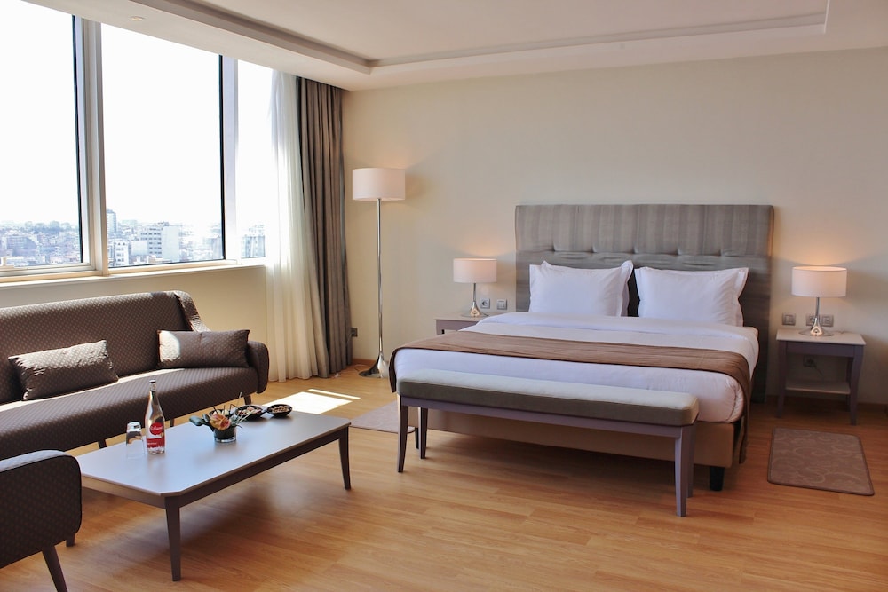 Mogador Marina Casablanca 25/72
