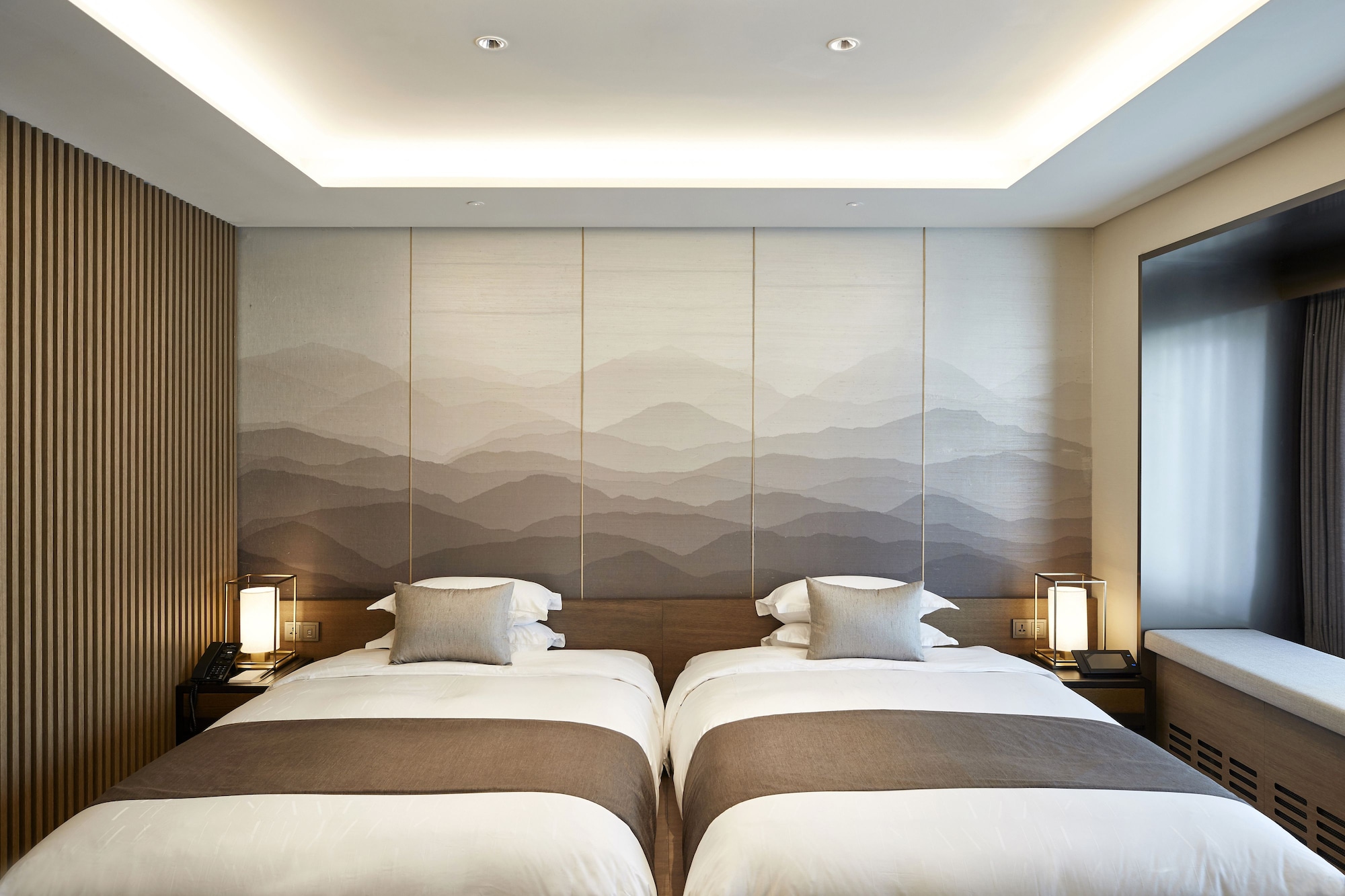 CLUB, SUITE, RIVER VIEW, CLUB LOUNGE ACCESS