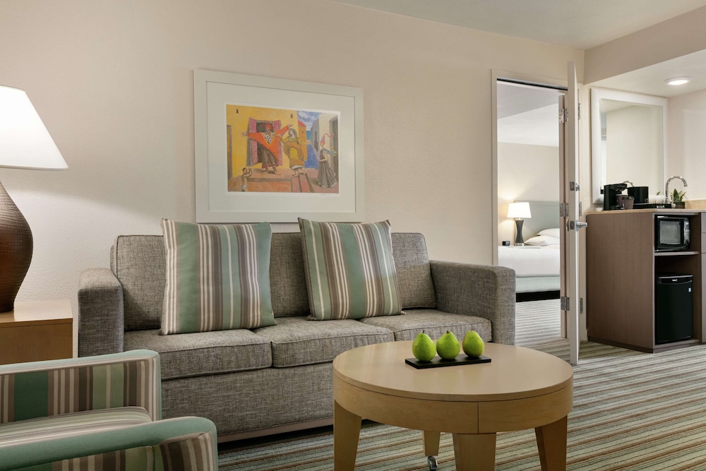 Embassy Suites by Hilton San Juan Hotel & Casino 25/41