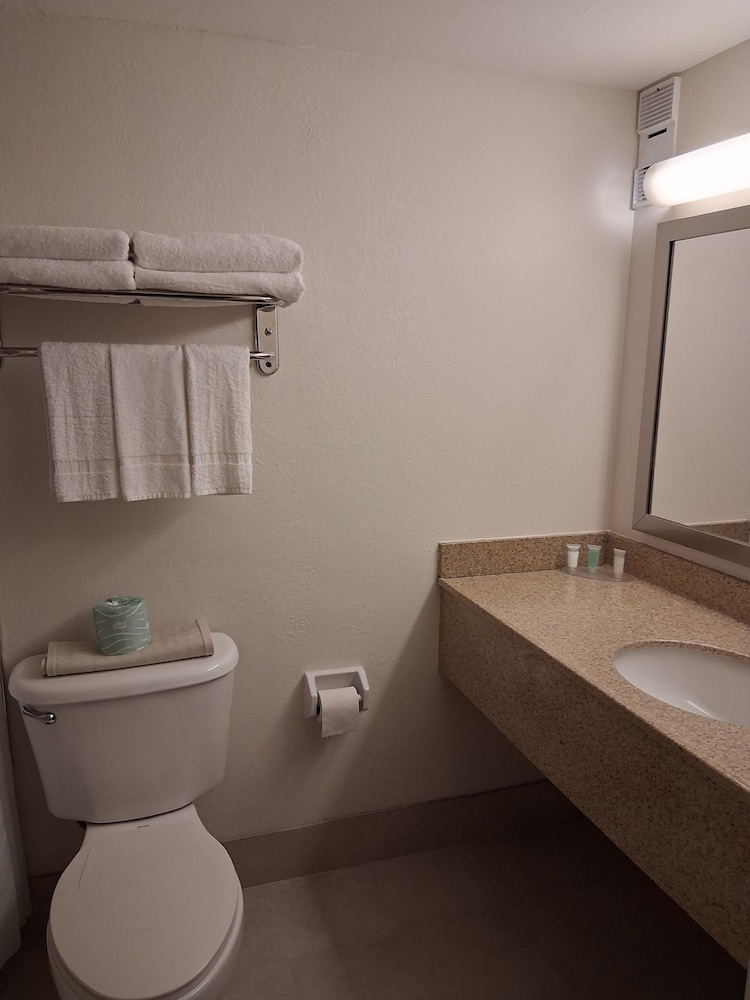 Gulfview Hotel On the Beach 47/49
