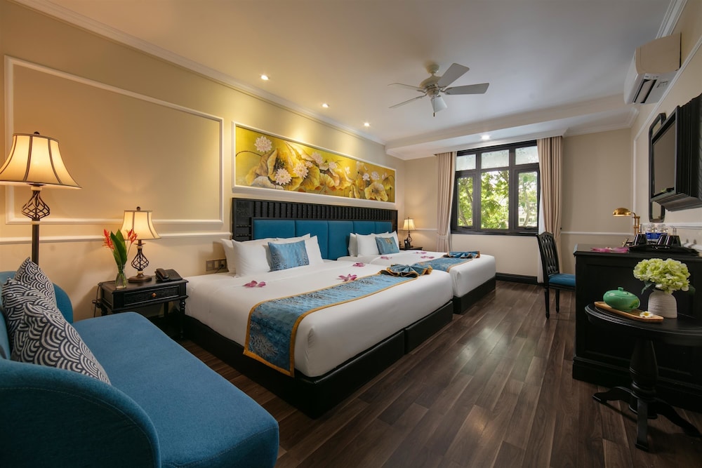 غرفة متصلة عائلية بسريرين منفصلين وسريرين كينج بإطلالة على المدينة بشرفة، Golden Holiday Hoi An Hotel 6/10