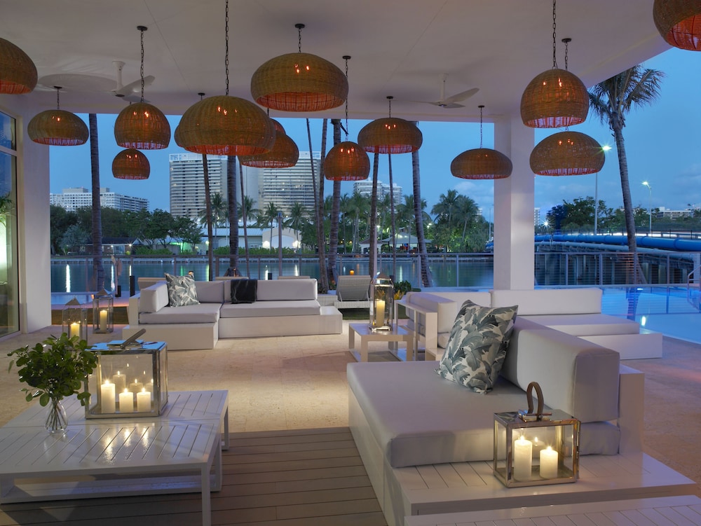 Grand Beach Hotel Bay Harbor 55/64