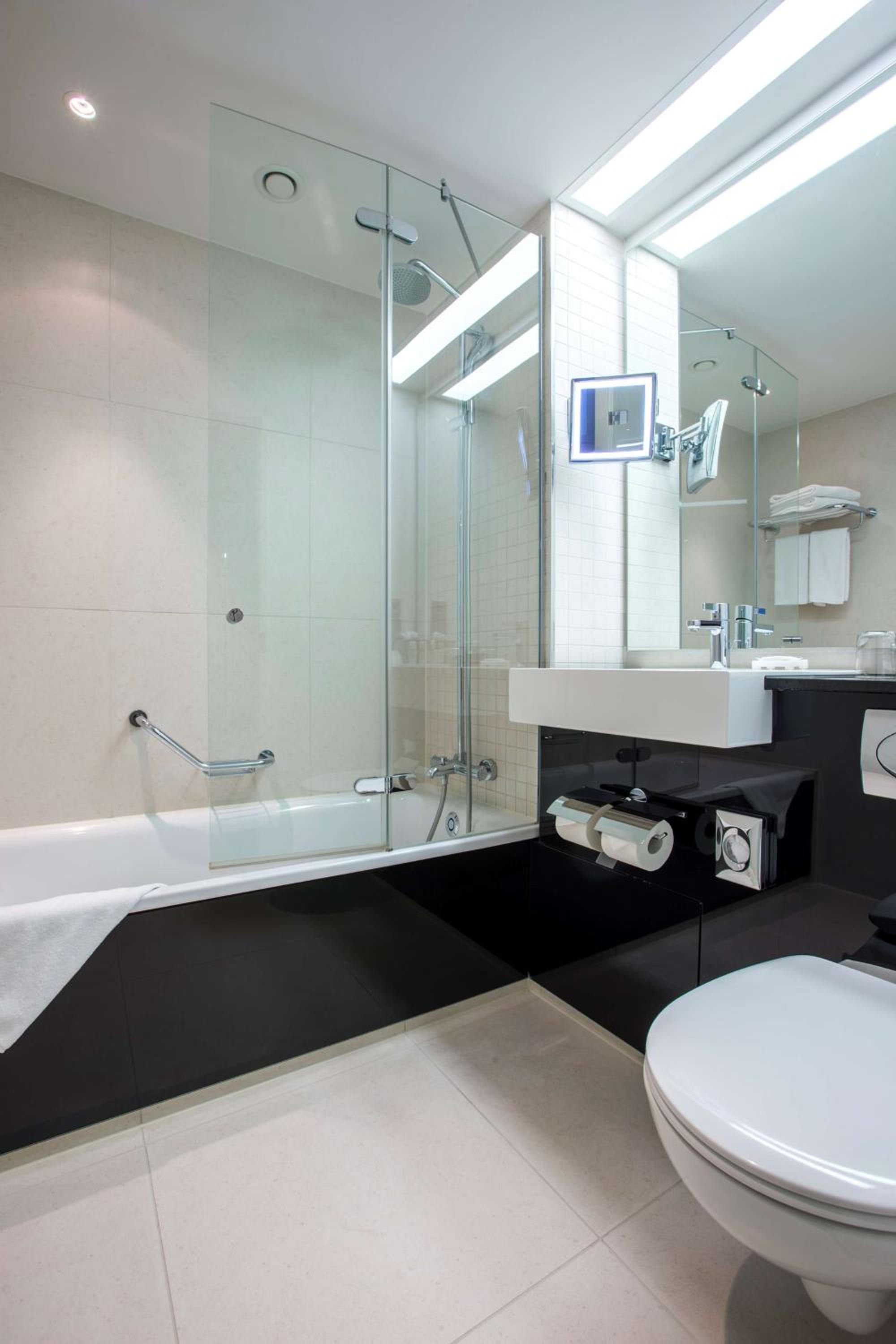غرفة بريميوم، Radisson Blu Hotel Hamburg 10/10