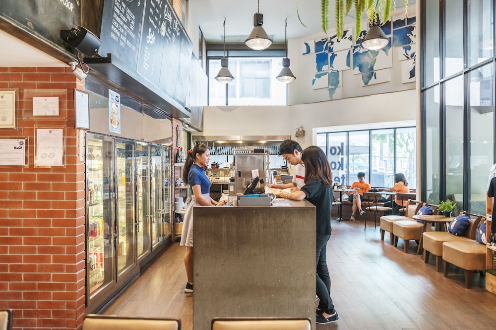 KOKOTEL BANGKOK SURAWONG 49/55