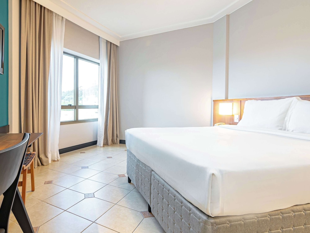 APARTMENT, DOUBLE BED