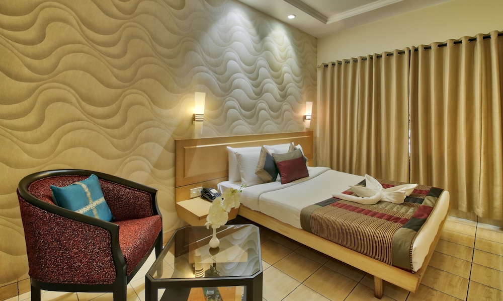 Vishwaratna Hotel 10/39