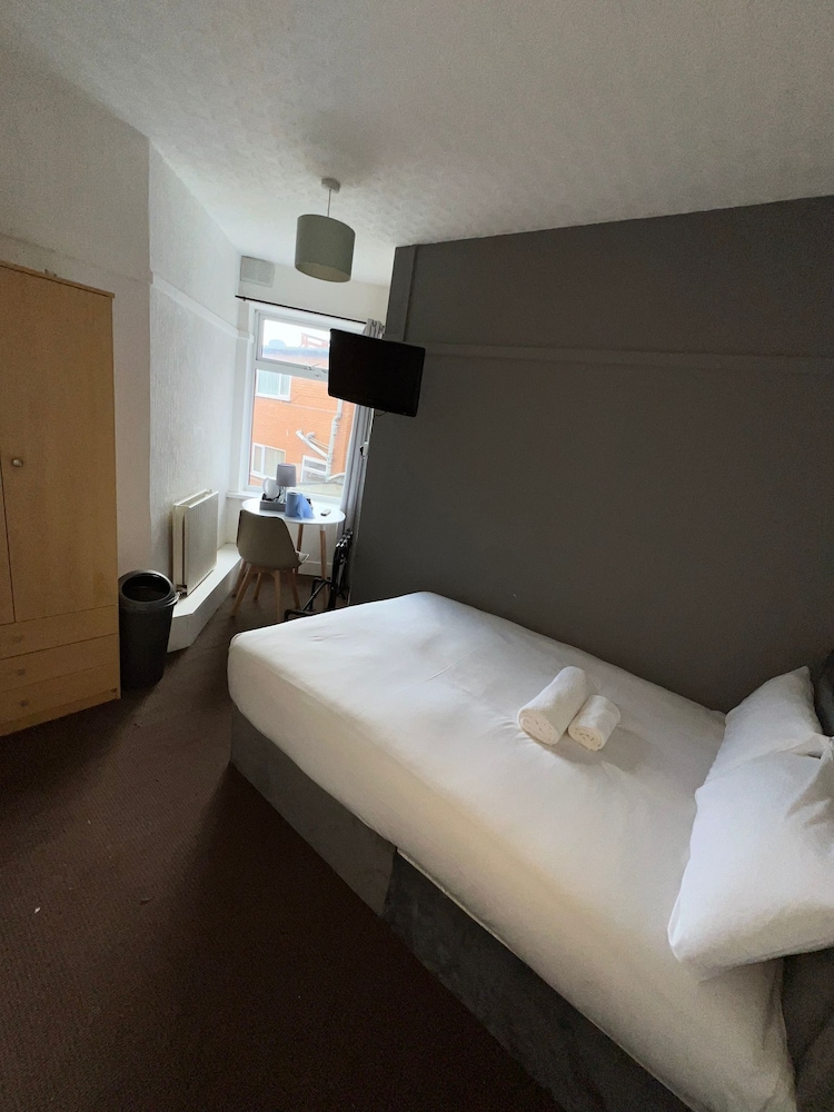 OYO Harbour Hotel 18/61