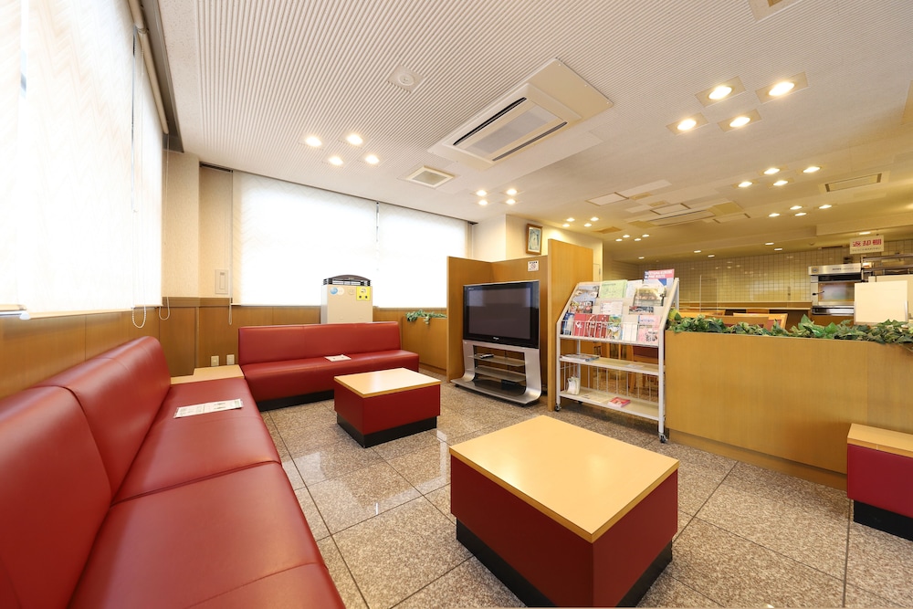 Smile Hotel Takaoka Ekimae 42/58