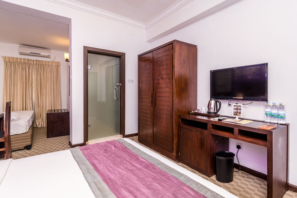 Ceylon City Hotel Colombo 22/39