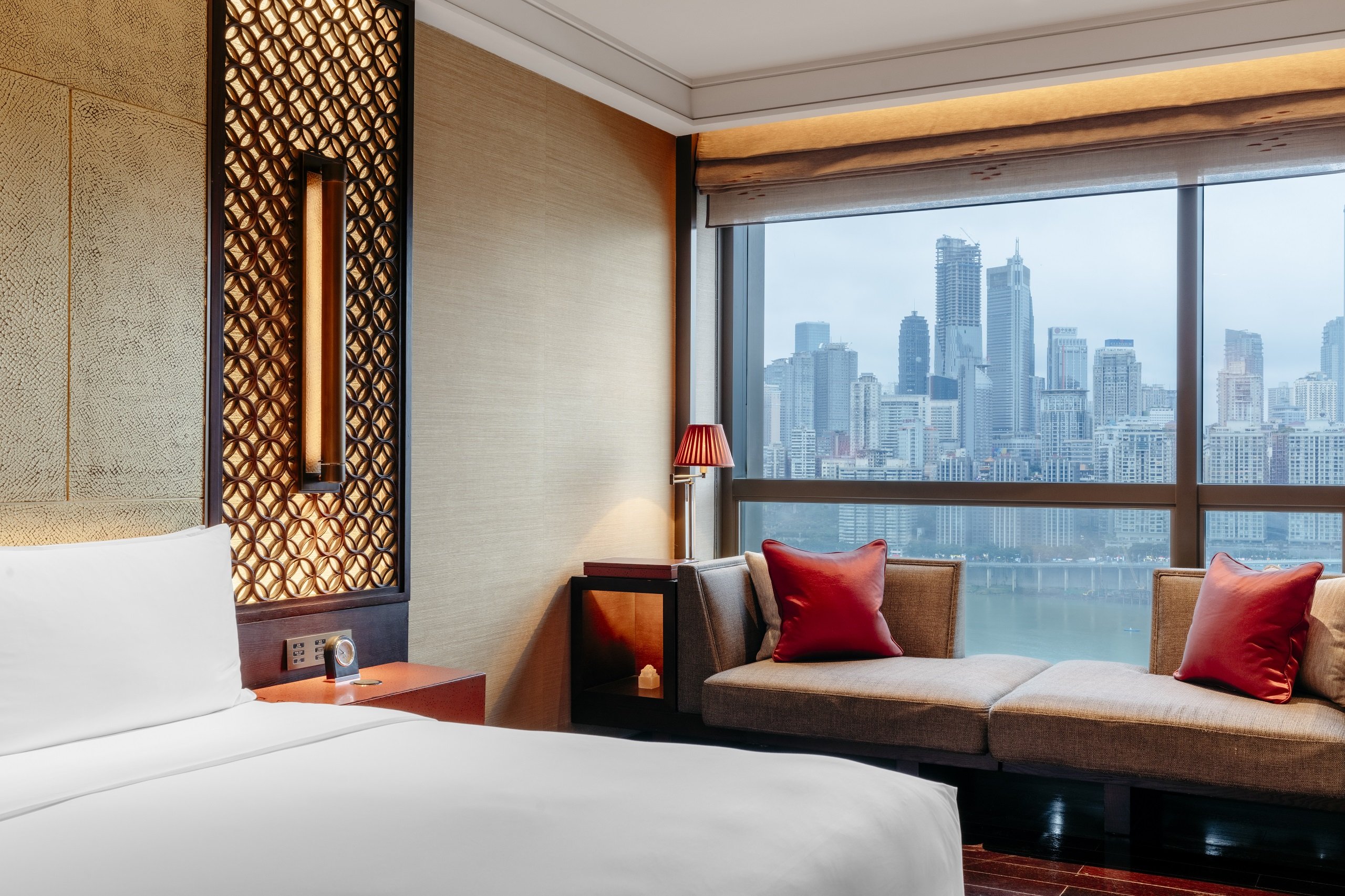 Regent Chongqing 18/81