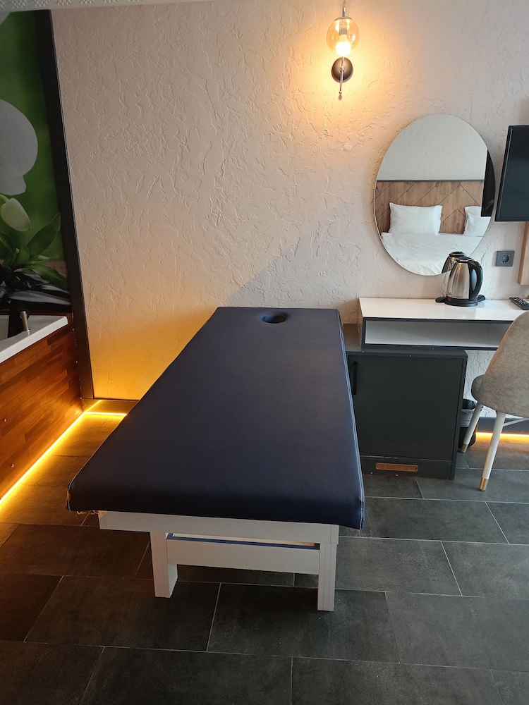 Privado Hotels 30/50