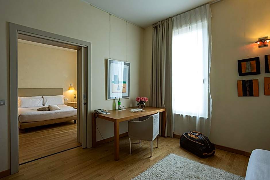 جناح جونيور بسريرين، COSMO HOTEL PALACE 4/5