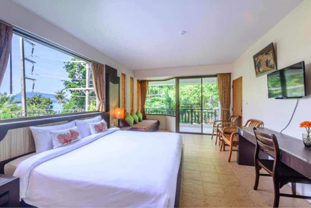 Patong Lodge Hotel 25/59