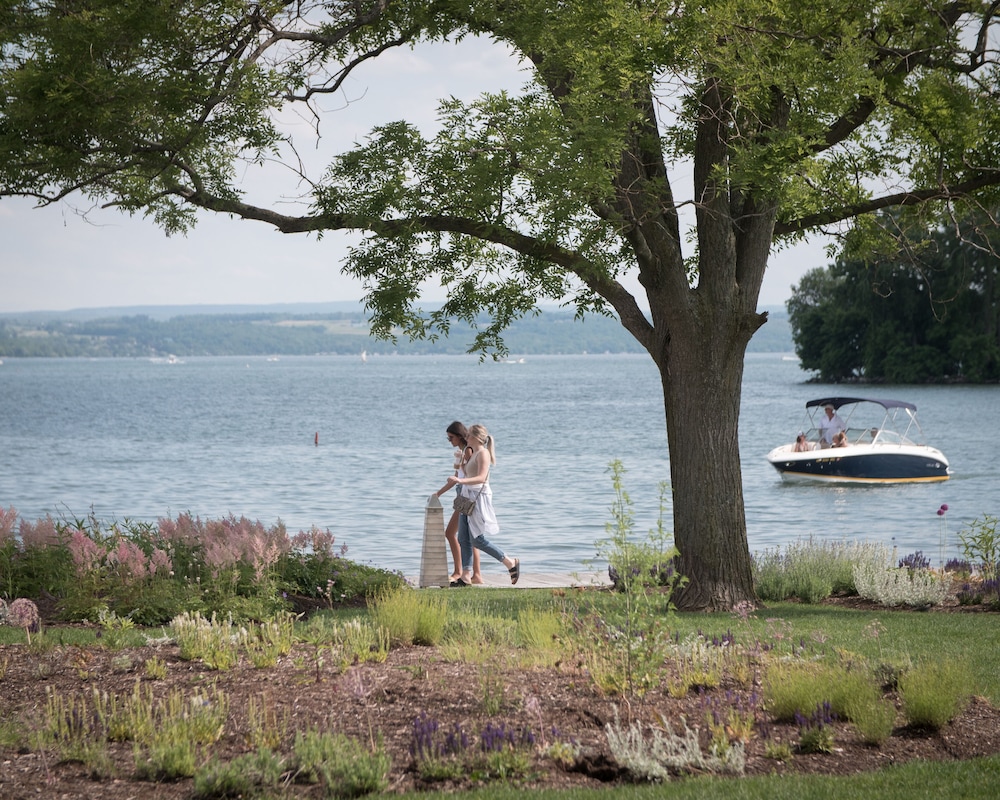 The Lake House on Canandaigua 38/46