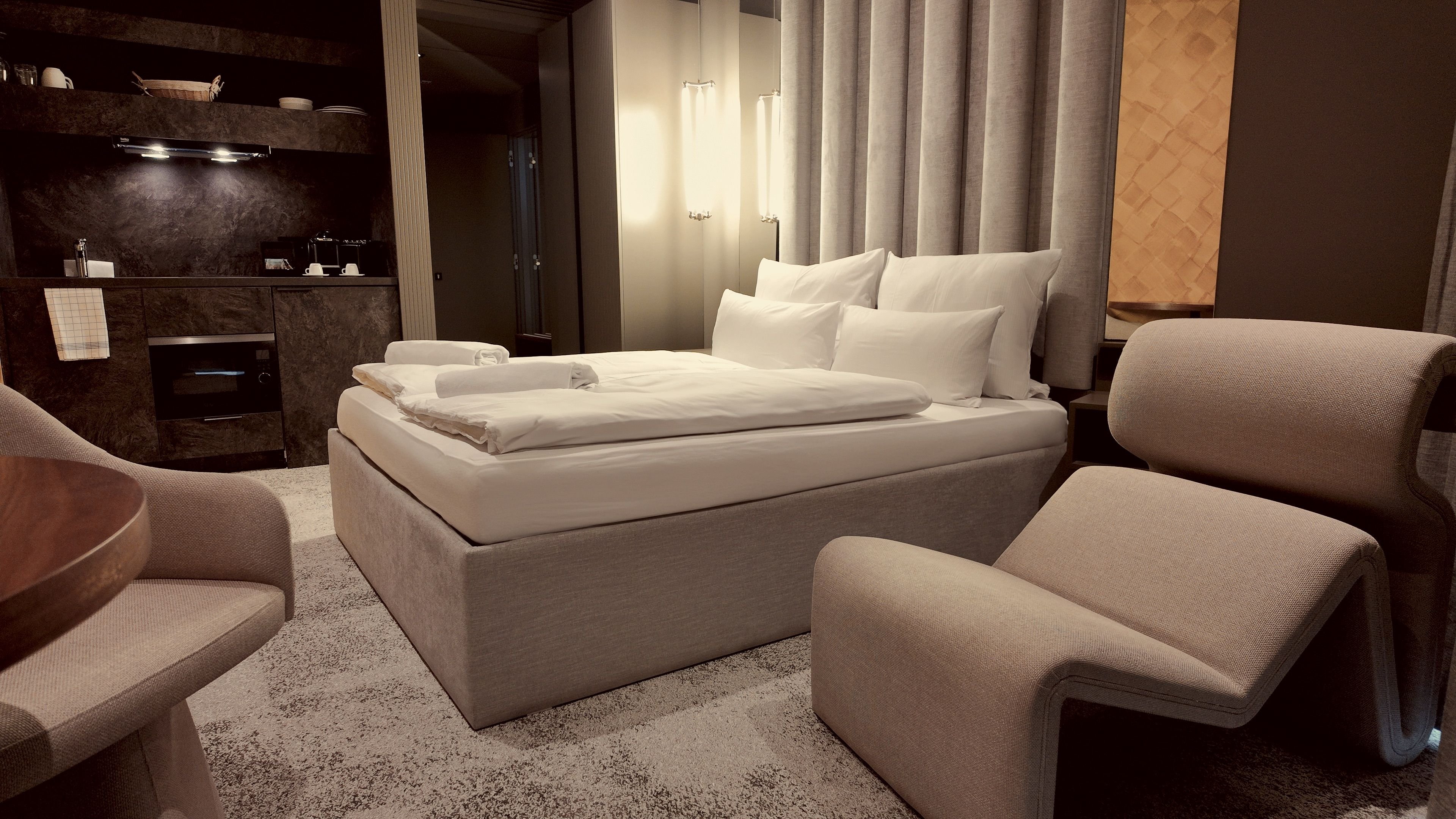 Bellman Hotel 17/38