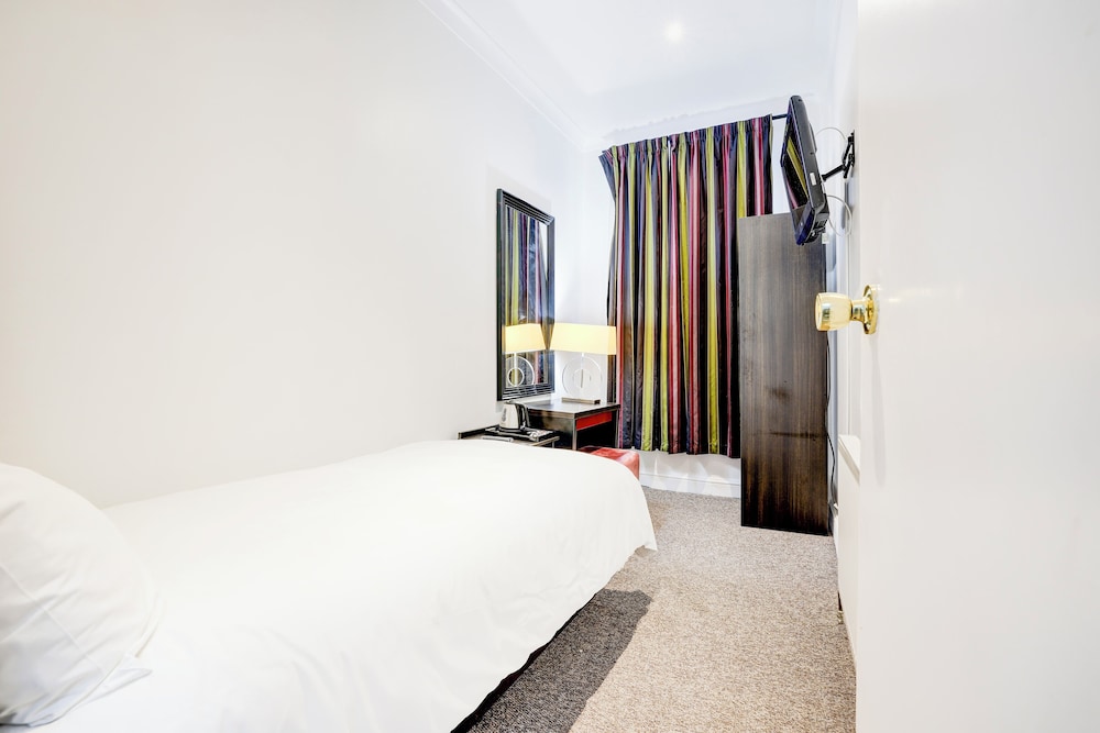 London Shelton Hotel, Finsbury Park 40/51