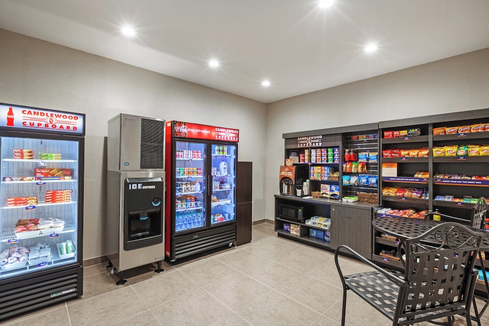 Candlewood Suites Houston North I45 Spring An Ihg Hotel 30/44