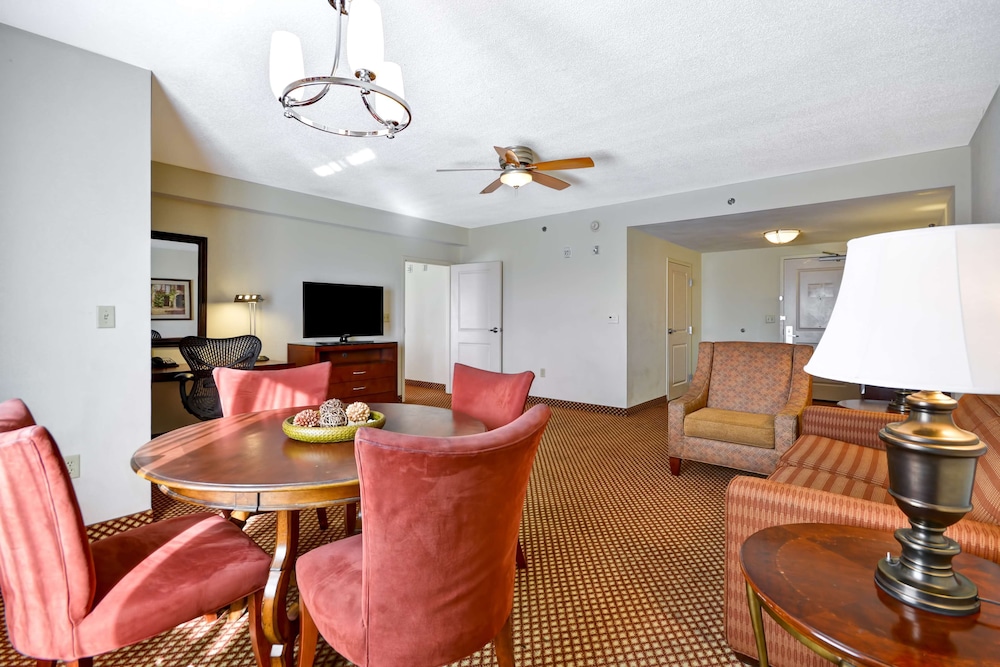 Hilton Garden Inn Tampa Riverview Brandon 35/53