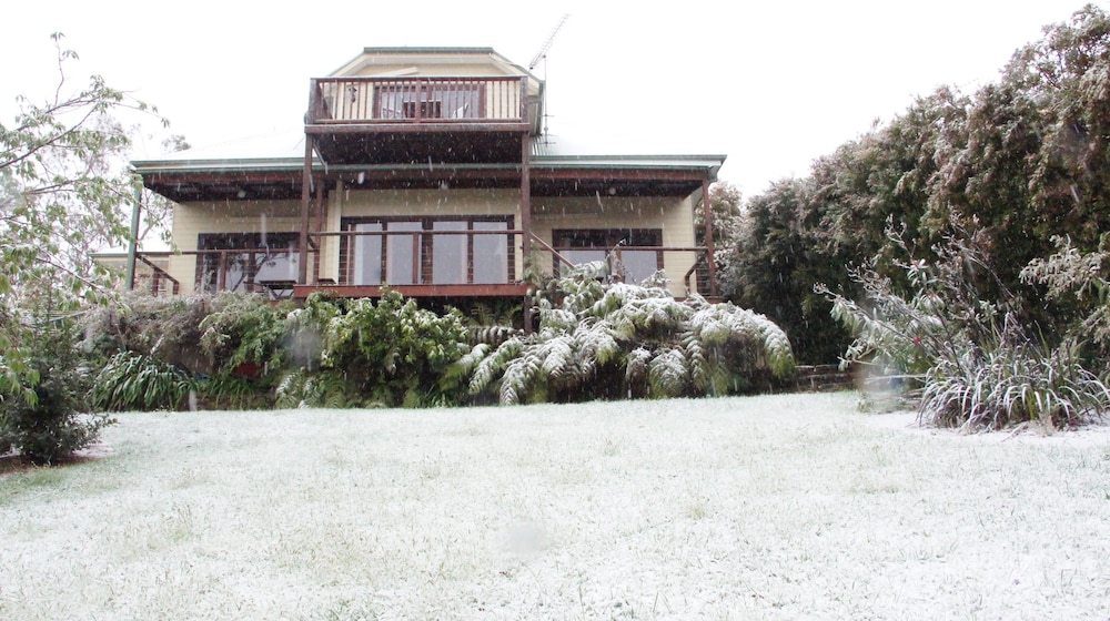 VALLEY OF THE WATERS B&B 7/51