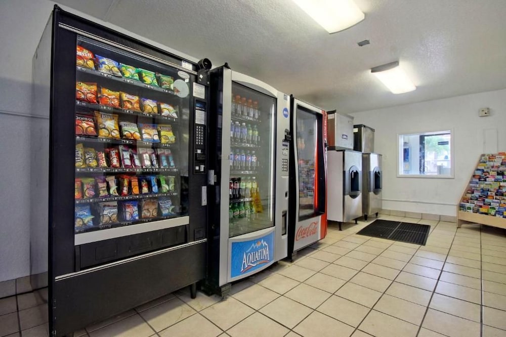 Motel6 Dania Beach, FL 14/59