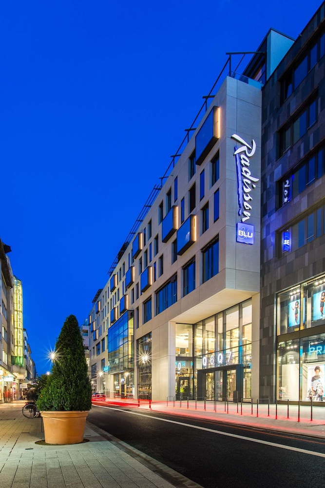 RADISSON BLU HOTEL, MANNHEIM 4/74