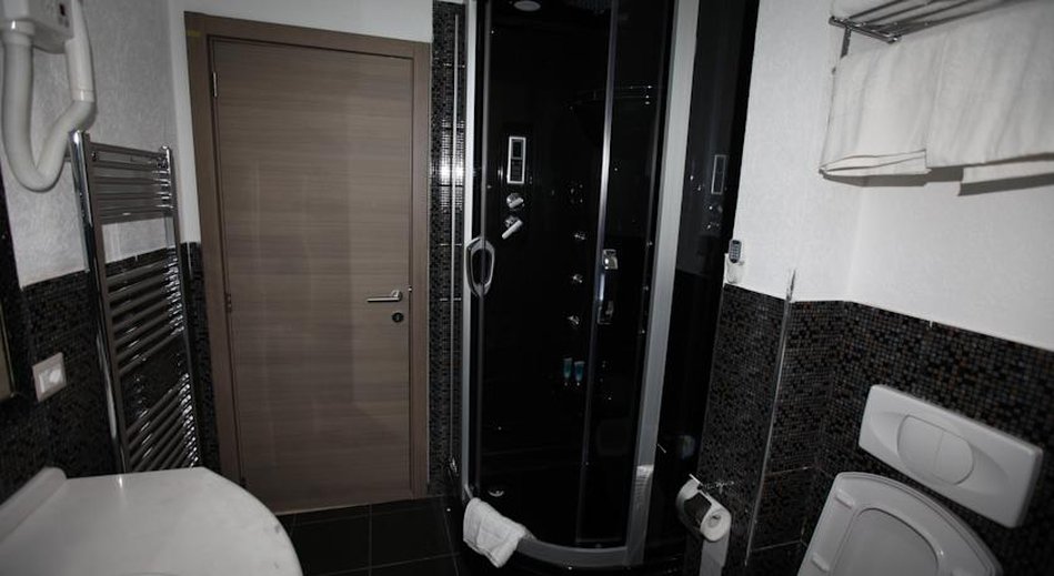 Vila Zeus Hotel 42/43