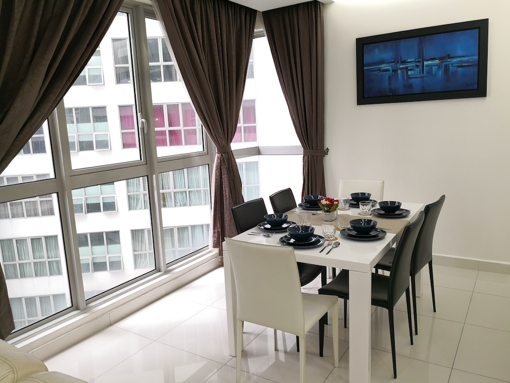 Upper View Regalia Hotel 42/50