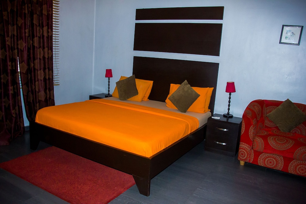 Precinct Comfort Services Ikoyi 6/25