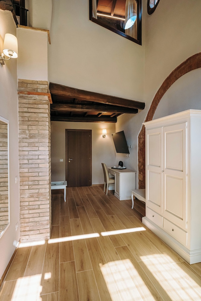 Residence Borgo Il Poggiaccio 10/82
