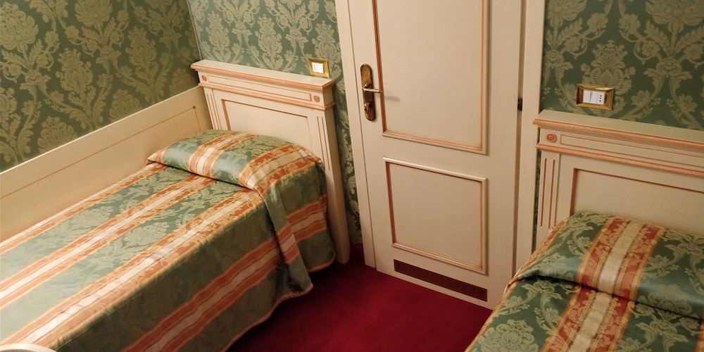 Hotel Villa Delle Palme 52/79