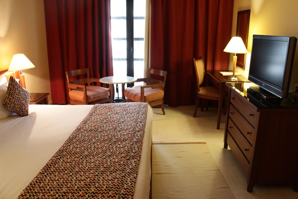 Hotel Le Consul 31/41