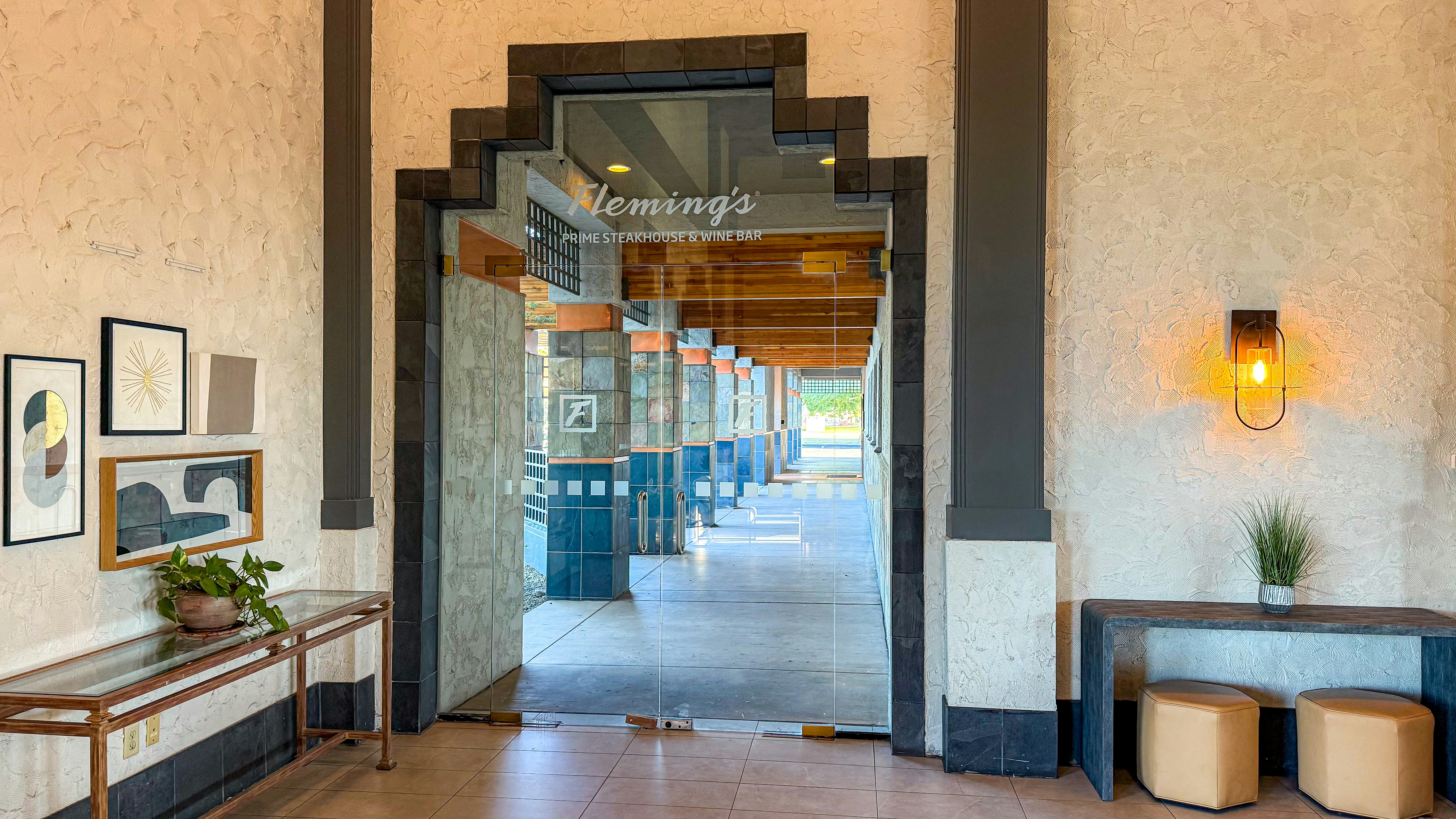Hilton Scottsdale Resort & Villas 9/77