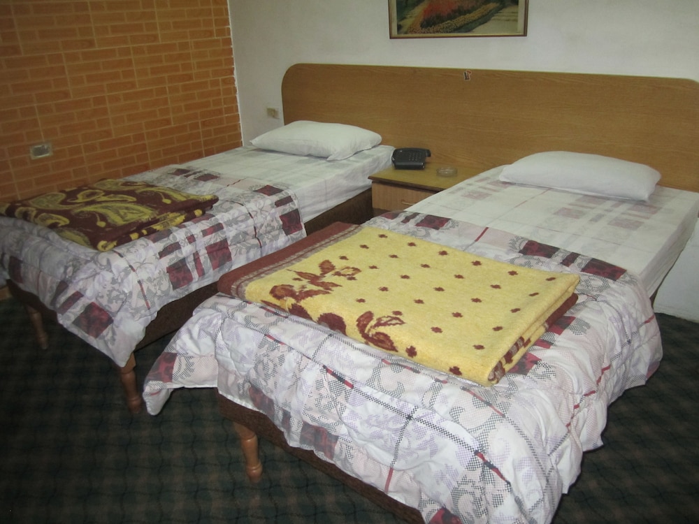 Asia Hotel 30/50