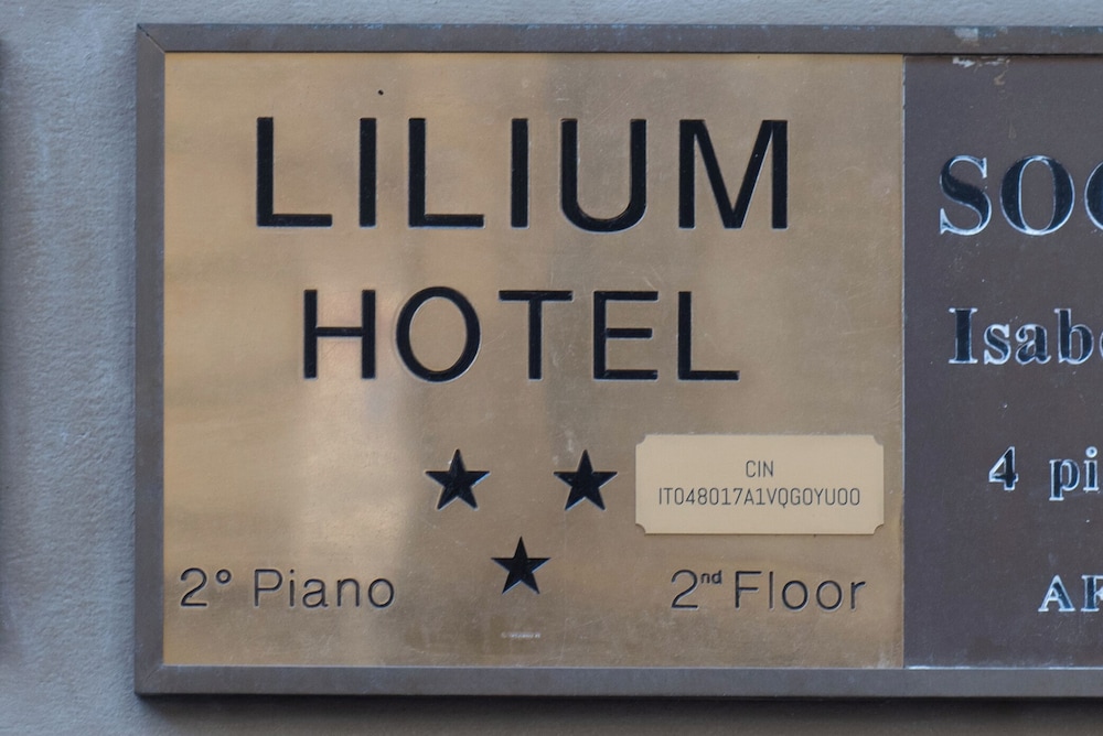 LILIUM HOTEL 30/65